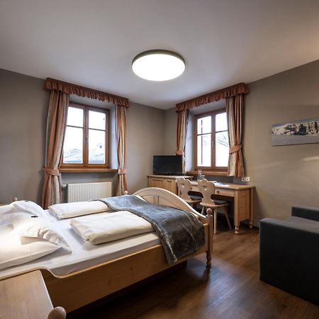 Hotel Zum Turm Castelrotto Eksteriør billede