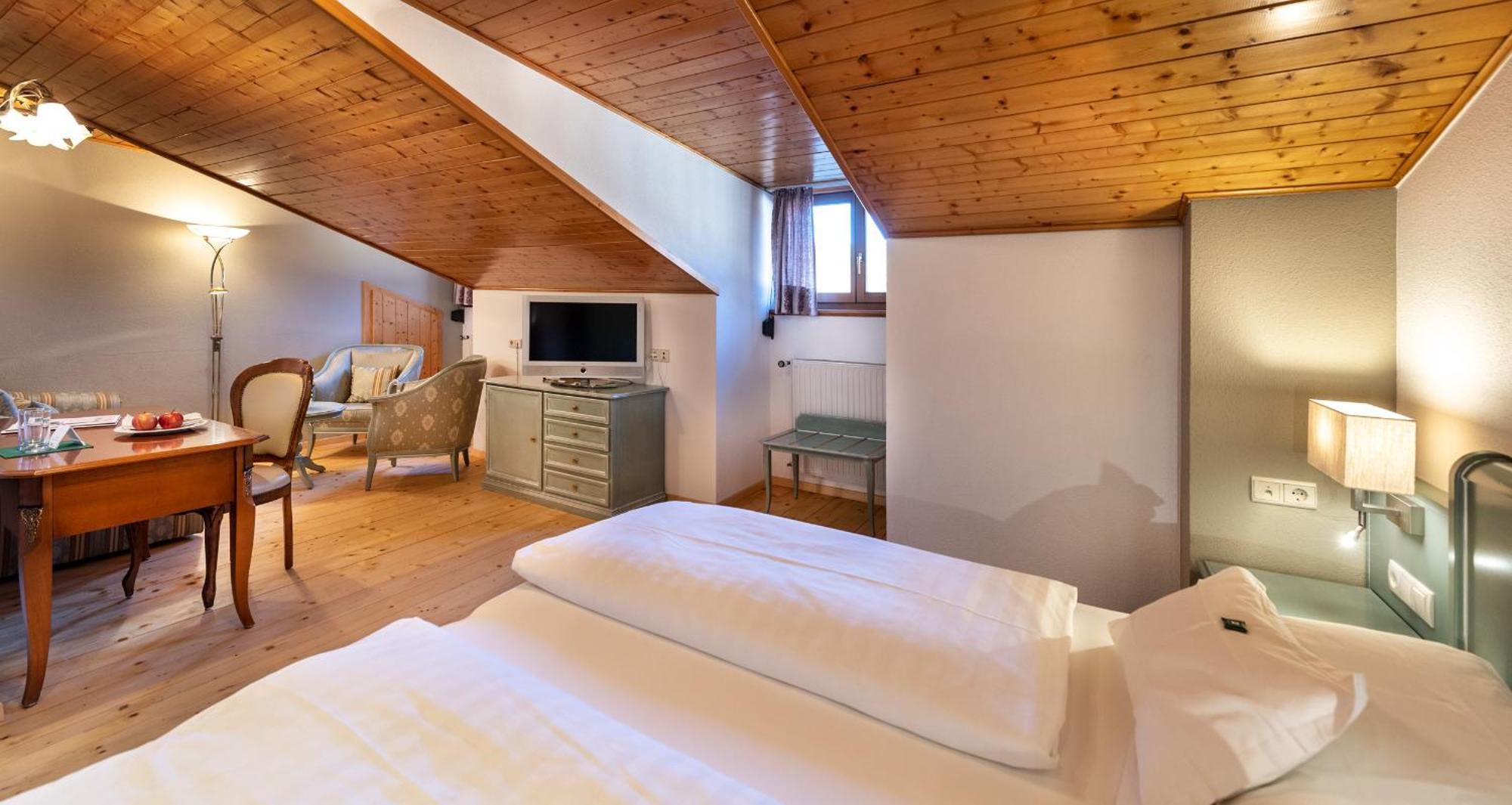 Hotel Zum Turm Castelrotto Eksteriør billede