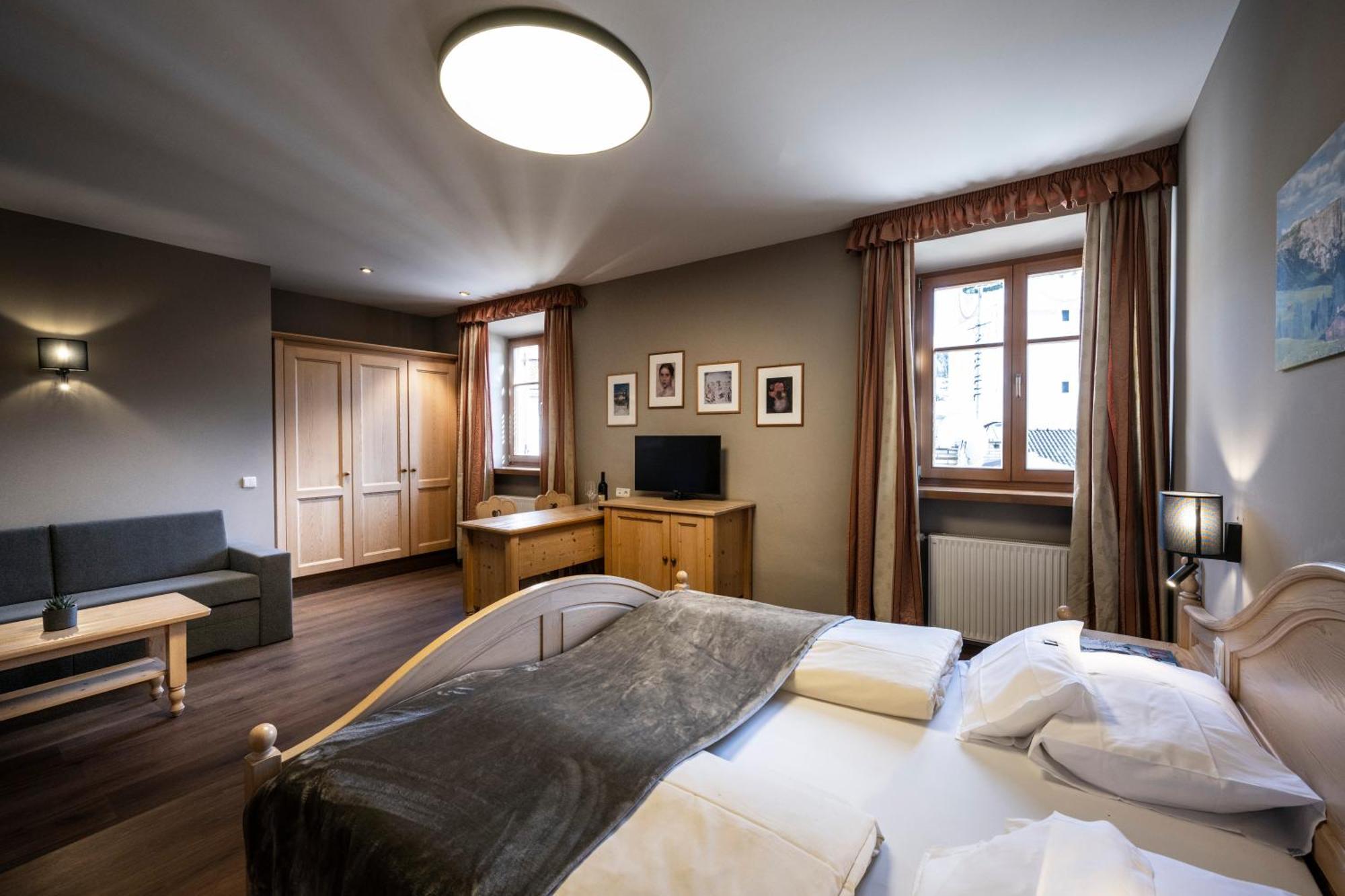 Hotel Zum Turm Castelrotto Eksteriør billede